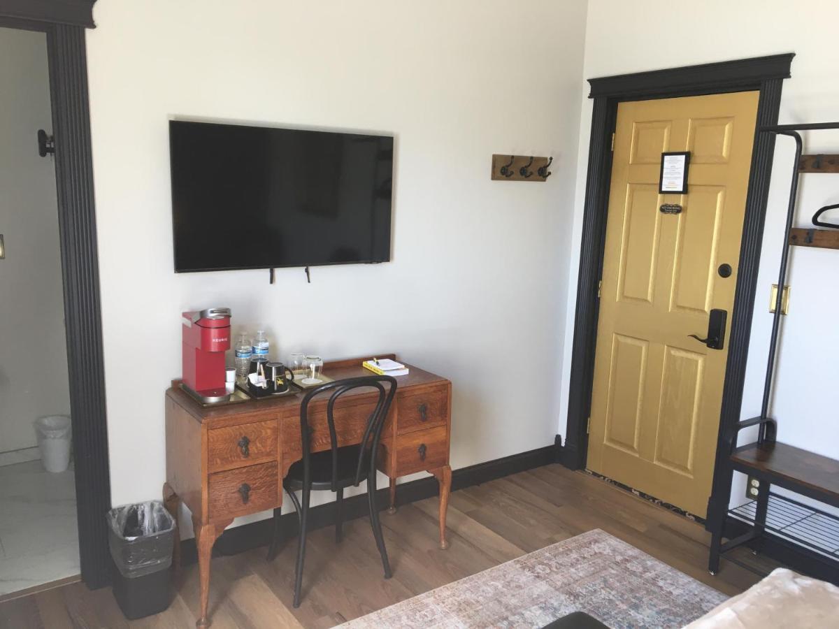 Hotel Stevenson Ngoại thất bức ảnh